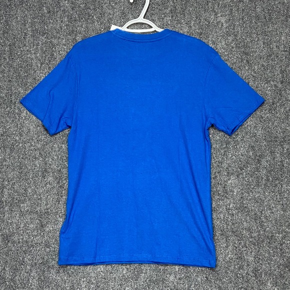 GUESS Los Angeles Men's M Blue Maya Chenille Triangle Logo T-Shirt Crew Neck NWT - Picture 3 of 7
